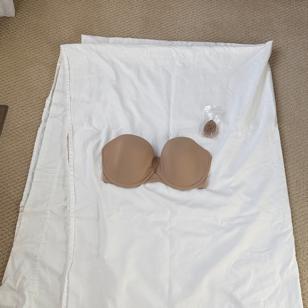 Natori Seamless Strapless Bra - Tan